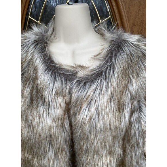 Rachel Zoe Size M Silver Faux Fox Fur Fluffy Hook Closure Vest Jacket Mob wife - Picture 11 of 15